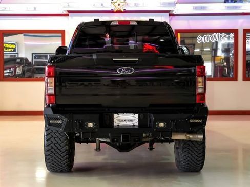 Used 2021 Ford F250 Lariat w/ Lariat Ultimate Package AWD/4WD image 13