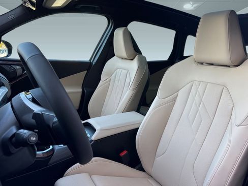 Used 2026 BMW X3 xDrive30 w/ Premium Package image 5