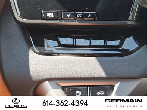 Certified 2025 Lexus RX 350 Premium w/ Convenience Package AWD/4WD image 18