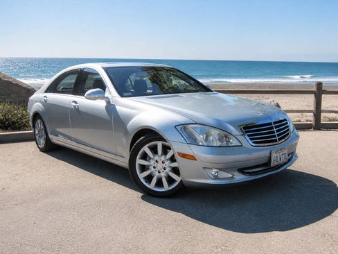 Used 2008 Mercedes-Benz S 550 image 2