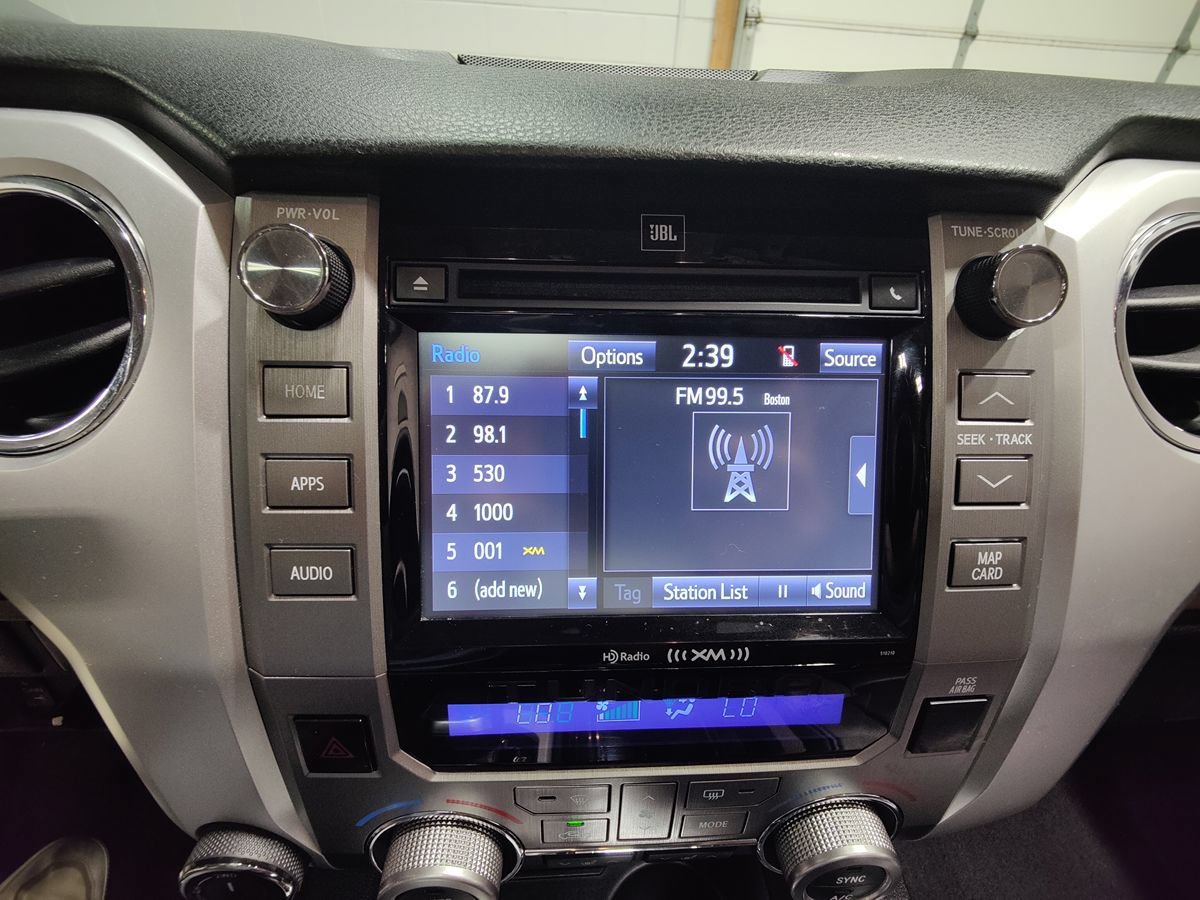 Used 2018 Toyota Tundra Limited w/ Limited Premium Package AWD/4WD image 40