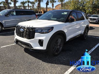 New 2025 Ford Explorer ST-Line w/ Premium Package