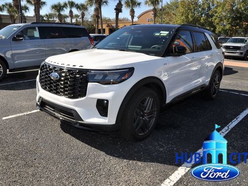 New 2025 Ford Explorer ST-Line w/ Premium Package image 1