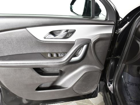 Used 2021 Chevrolet Blazer LT FWD image 35