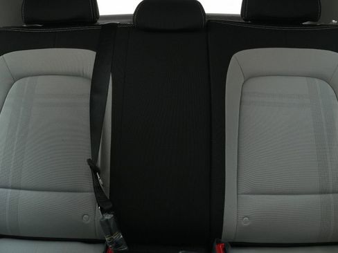 New 2025 Hyundai Venue SEL image 27