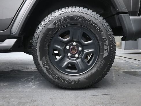 Used 2021 Jeep Wrangler Unlimited Sport AWD/4WD image 13