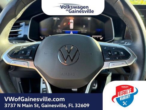 Certified 2025 Volkswagen Jetta Sport image 21