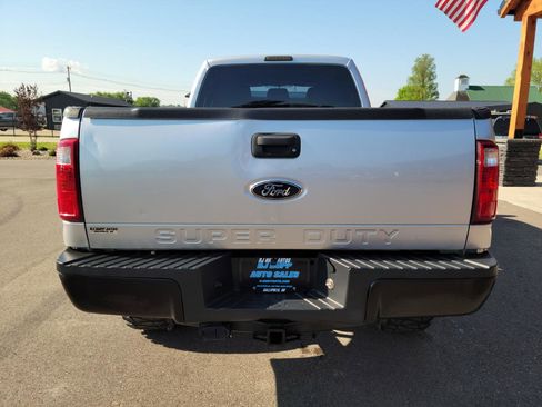 Used 2012 Ford F250 XL w/ Snow Plow Prep Pkg AWD/4WD image 5