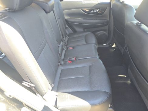 Used 2017 Nissan Rogue SL AWD/4WD image 20