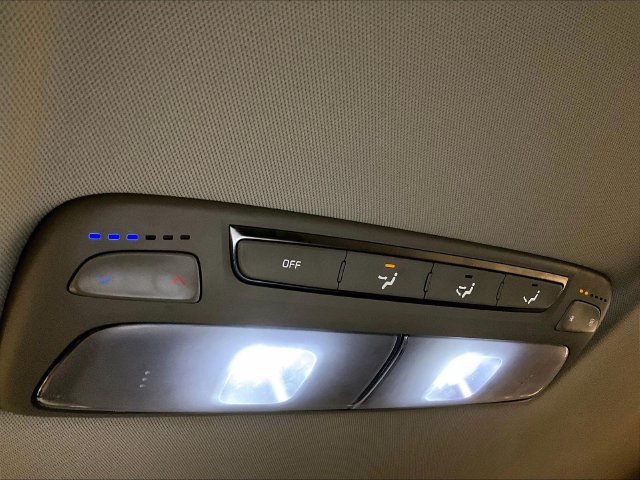 Used 2021 Kia Telluride S AWD/4WD image 32