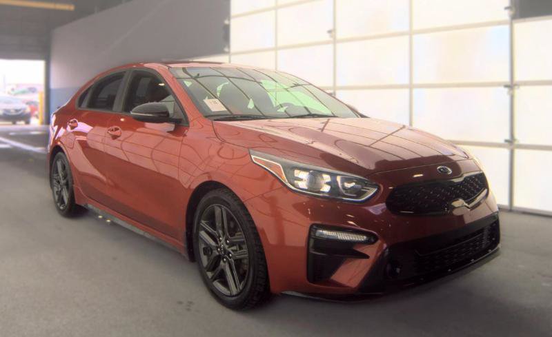 Used 2021 Kia Forte GT-Line w/ GT-Line Premium Package FWD image 3