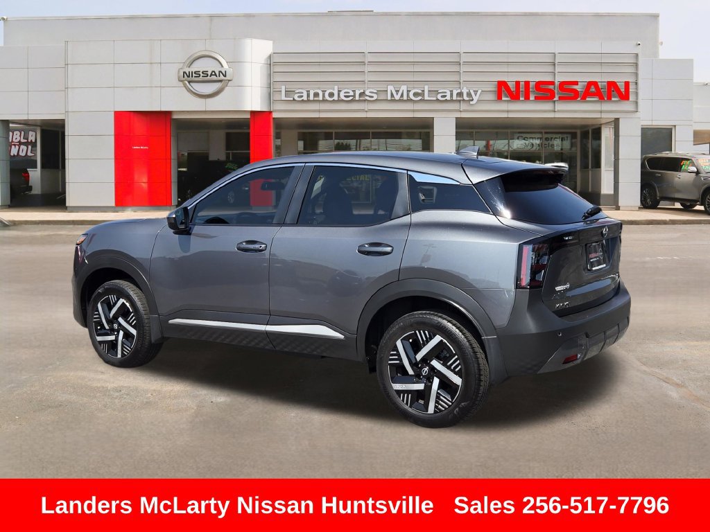 Used 2025 Nissan Kicks SV FWD image 6