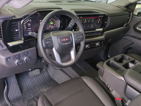 Used 2025 GMC Sierra 1500 Elevation AWD/4WD image 9
