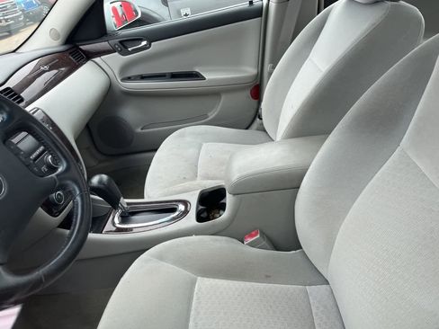 Used 2012 Chevrolet Impala LT w/ LT Sunroof Package image 45