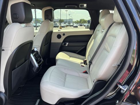 Used 2018 Land Rover Range Rover Sport Supercharged AWD/4WD image 33