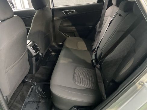 Used 2023 Kia Sportage LX AWD/4WD image 38