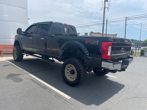 Used 2017 Ford F250 Lariat w/ Chrome Package AWD/4WD image 3