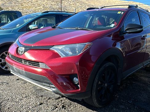 Used 2018 Toyota RAV4 XLE image 3