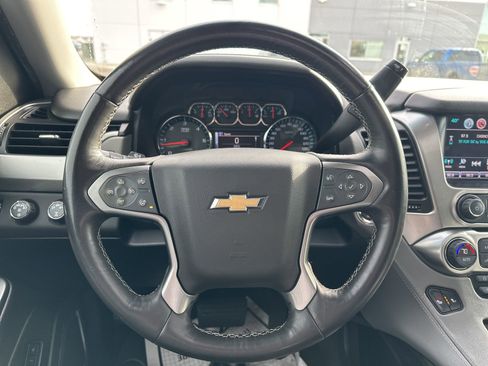 Used 2016 Chevrolet Suburban LT w/ Luxury Package image 43