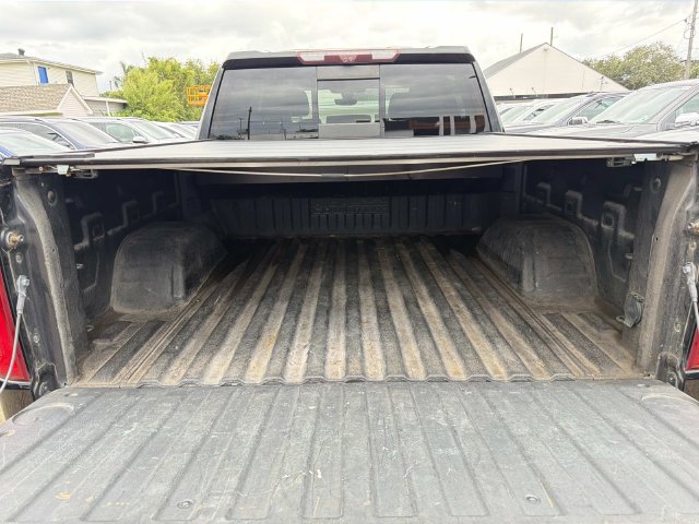 Used 2021 Chevrolet Silverado 1500 High Country w/ Technology Package AWD/4WD image 10