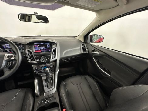 Used 2013 Ford Focus Titanium FWD image 20