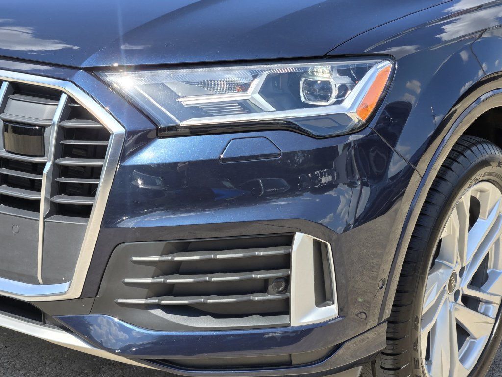 Certified 2023 Audi Q7 2.0T Premium w/ Convenience Package AWD/4WD image 12