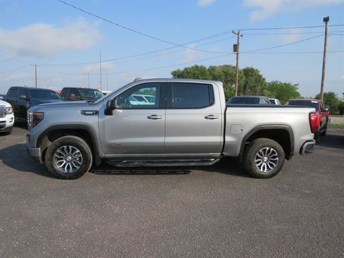 Used 2023 GMC Sierra 1500 AT4 w/ AT4 Premium Package image 3