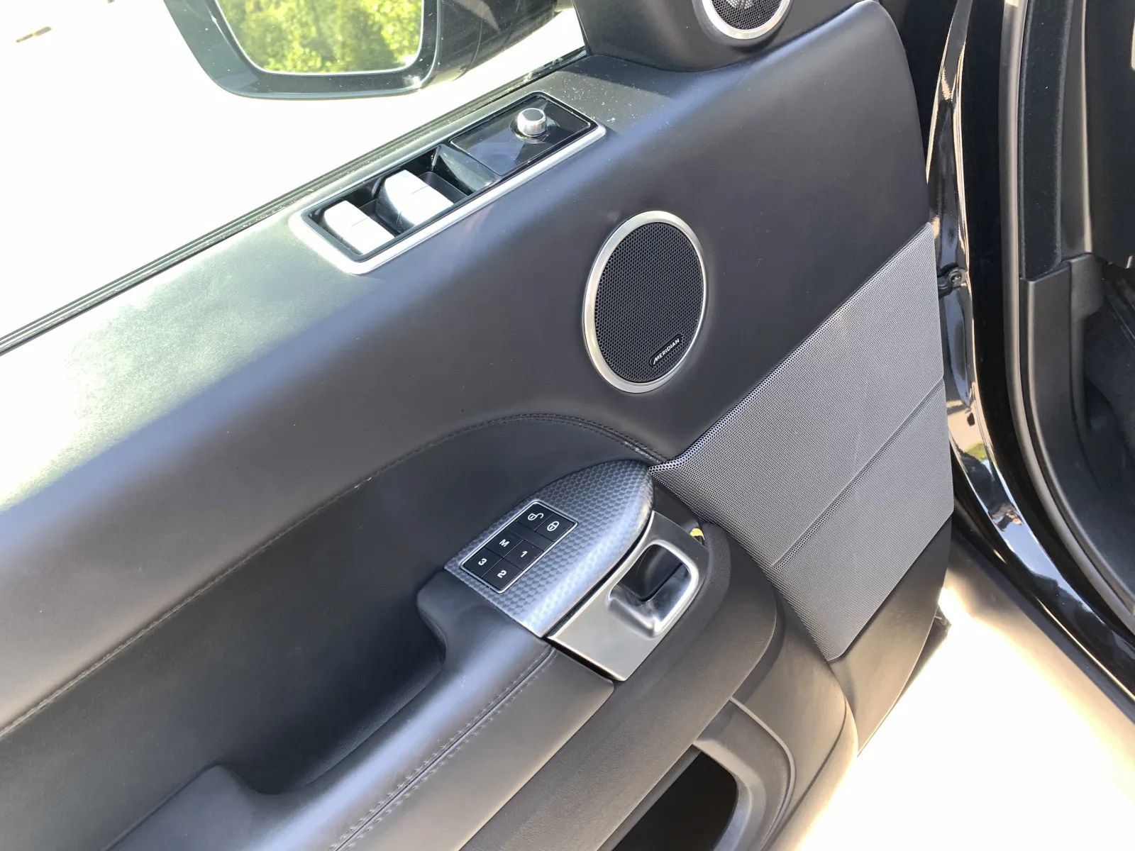 Used 2019 Land Rover Range Rover Sport Supercharged AWD/4WD image 23