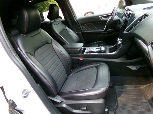 Used 2023 Ford Edge ST-Line AWD/4WD image 10