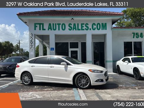 Used 2015 Ford Fusion SE w/ Equipment Group 202A AWD/4WD image 1