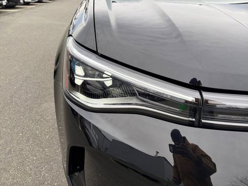 Used 2026 Volkswagen Taos SE image 26