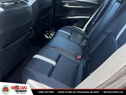 Used 2025 Toyota Camry SE FWD image 12