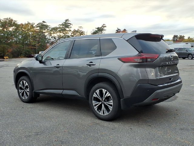 Used 2023 Nissan Rogue SV AWD/4WD image 7