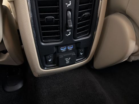 Used 2015 Dodge Durango Citadel w/ Technology Group RWD image 35