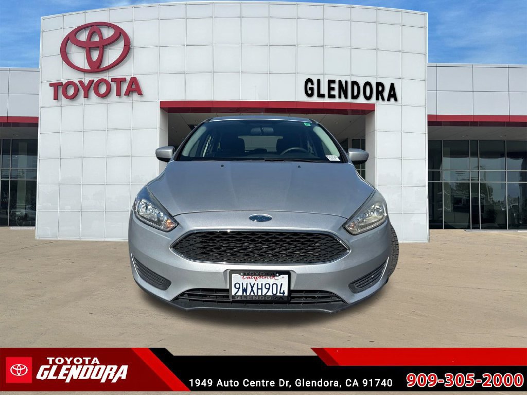Used 2018 Ford Focus SE FWD image 3