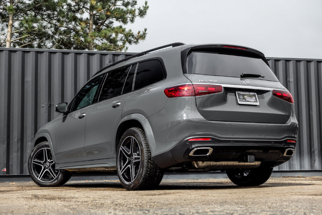 Certified 2026 Mercedes-Benz GLS 450 4MATIC image 2
