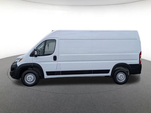 Used 2026 RAM ProMaster 2500 w/ Convenience Group FWD image 8