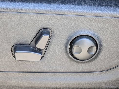 Used 2026 RAM 1500 Big Horn AWD/4WD image 16