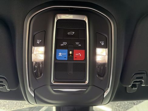 New 2025 Jeep Wagoneer 4WD image 24