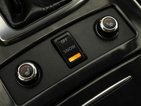 Used 2014 INFINITI QX70 3.7 image 33