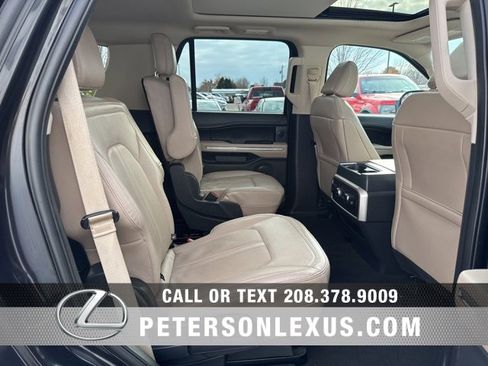 Used 2024 Ford Expedition Limited image 19