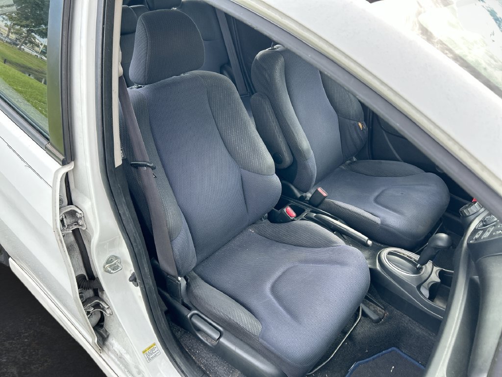 Used 2012 Honda Fit Sport image 26