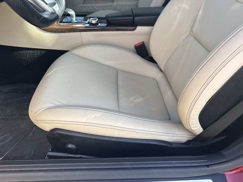 Used 2019 Mercedes-Benz SLC 300 image 13