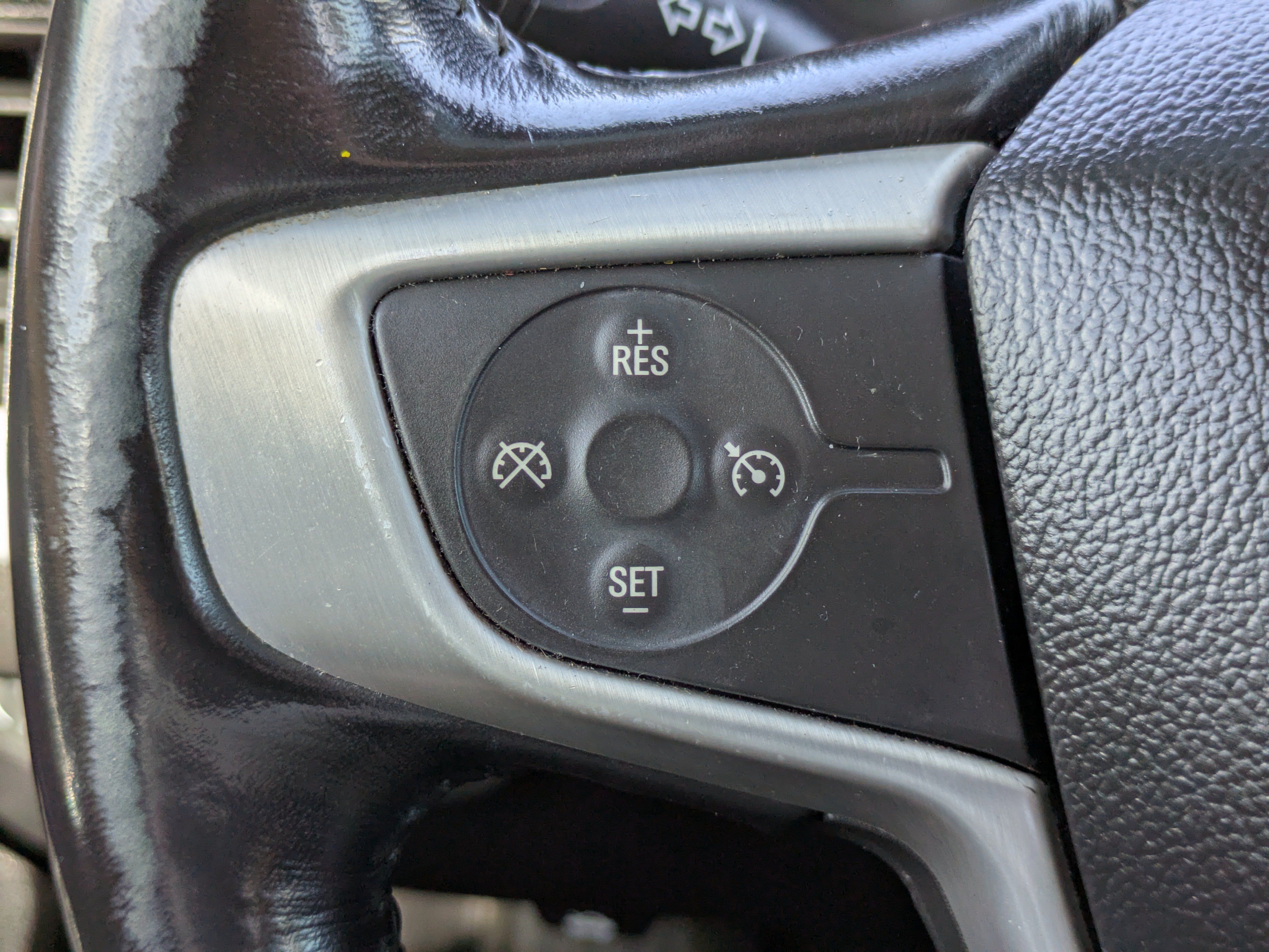 Used 2018 GMC Terrain SLE w/ Driver Convenience Package FWD image 23