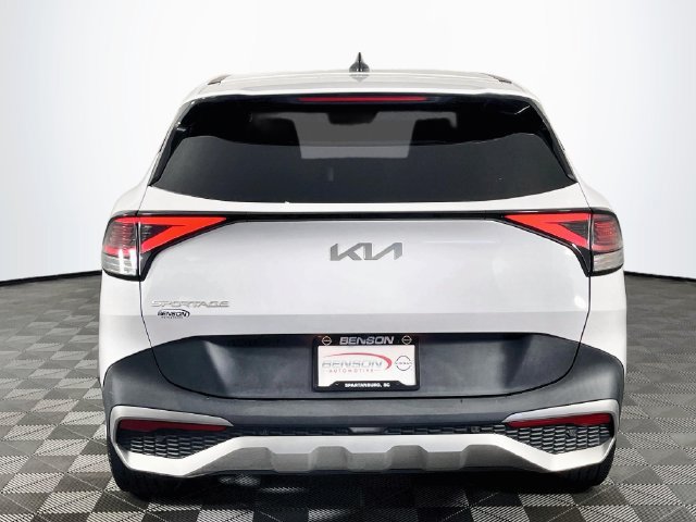 Used 2023 Kia Sportage EX FWD image 7