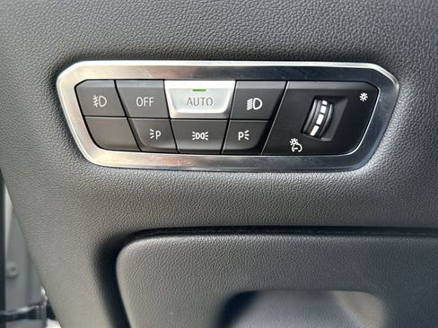 Used 2019 BMW X5 xDrive40i w/ Premium Package 2 image 28