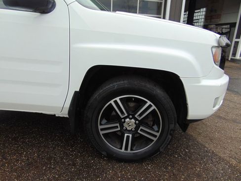 Used 2013 Honda Ridgeline Sport image 11