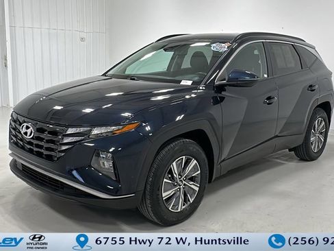 Used 2022 Hyundai Tucson Blue image 1