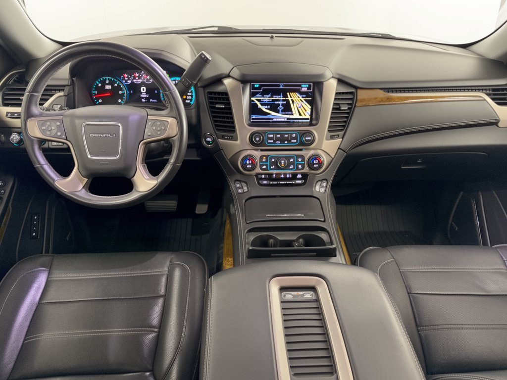 Used 2017 GMC Yukon Denali w/ Open Road Package AWD/4WD image 17