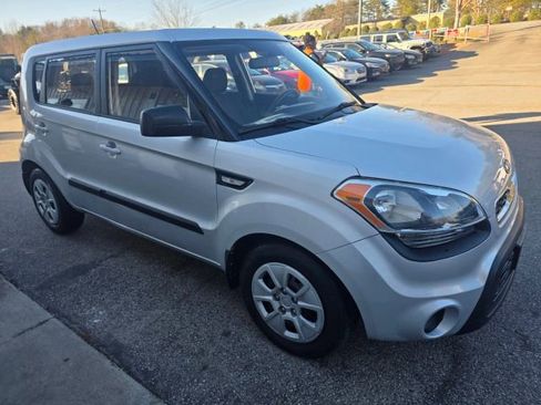 Used 2012 Kia Soul image 3